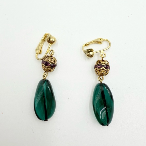 Rare Vintage Gold Tone with Emerald Green Twisted Teardrop Clip On Earrings - Picture 4 of 6